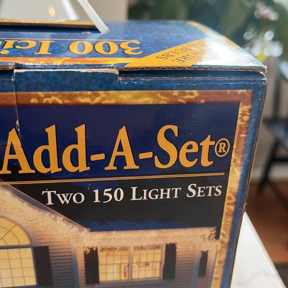 300 Icicle Add-A-Set Twi 150 Light Sets White Wire & Clear Bulbs Never Used NIB